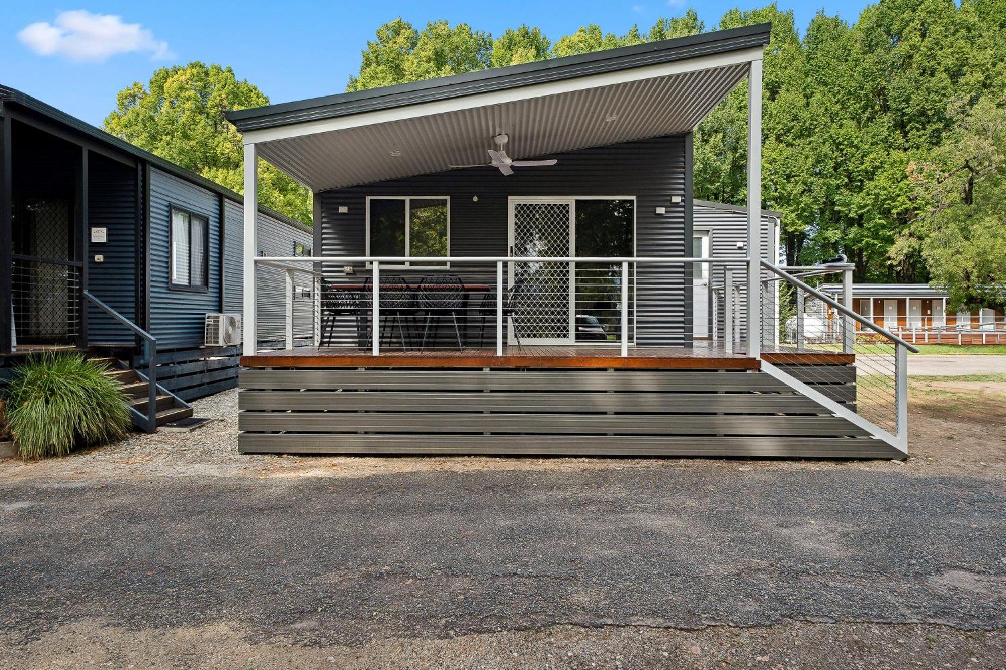 Myrtleford Holiday Park Dış mekan fotoğraf