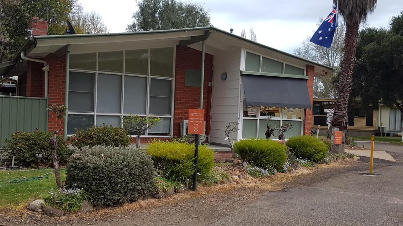 Myrtleford Holiday Park Dış mekan fotoğraf