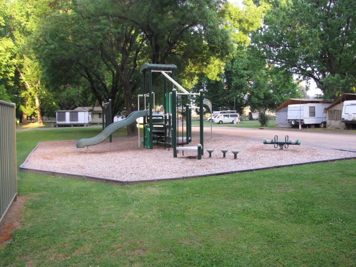 Myrtleford Holiday Park Dış mekan fotoğraf